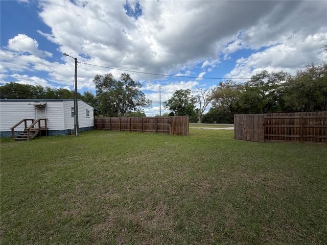 683 N COURT STREET, Bronson, FL 32621