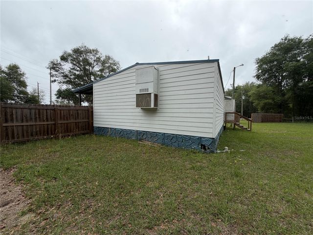 683 N COURT STREET, Bronson, FL 32621
