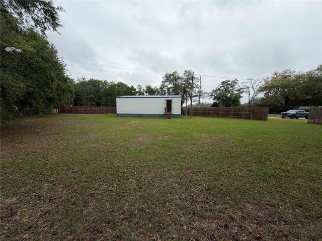 683 N COURT STREET, Bronson, FL 32621