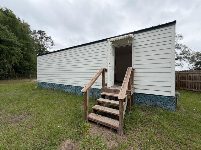 683 N COURT STREET, Bronson, FL 32621