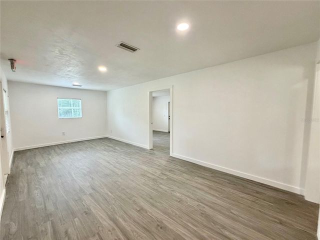 683 N COURT STREET, Bronson, FL 32621