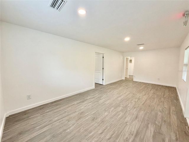 683 N COURT STREET, Bronson, FL 32621