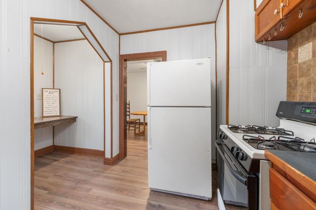 537 S Broadview, Wichita, KS 67218