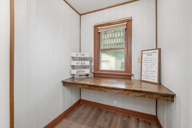537 S Broadview, Wichita, KS 67218