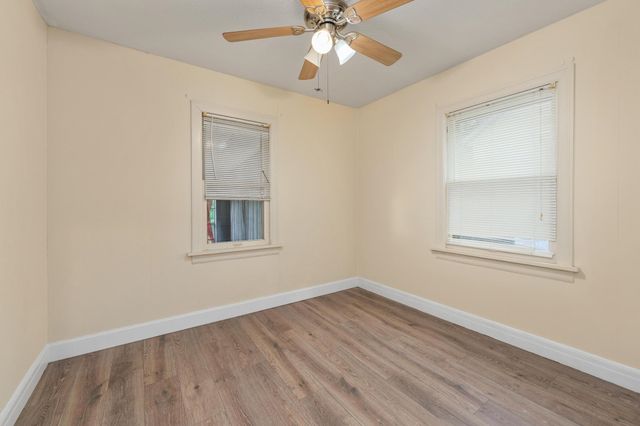 537 S Broadview, Wichita, KS 67218