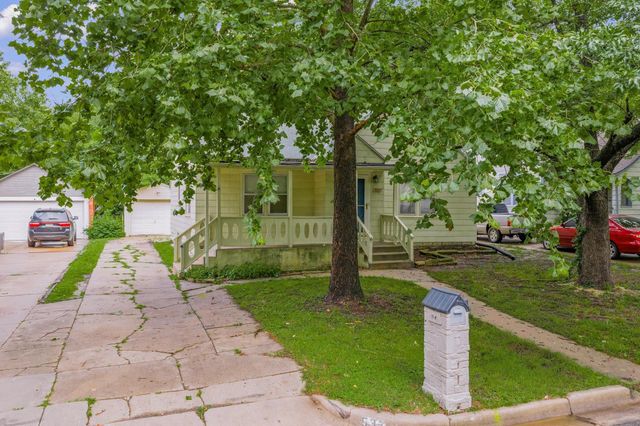 537 S Broadview, Wichita, KS 67218