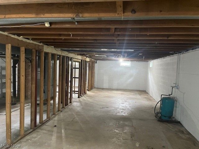 2761 Byron Drive, North Canton, OH 44720