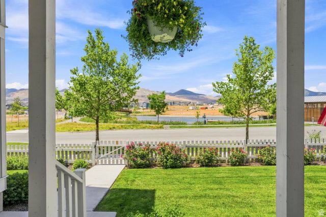 11201 S PROSPERITY RD, South Jordan, UT 84009