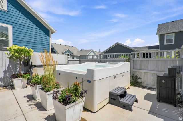 11201 S PROSPERITY RD, South Jordan, UT 84009