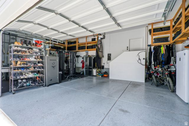 11201 S PROSPERITY RD, South Jordan, UT 84009