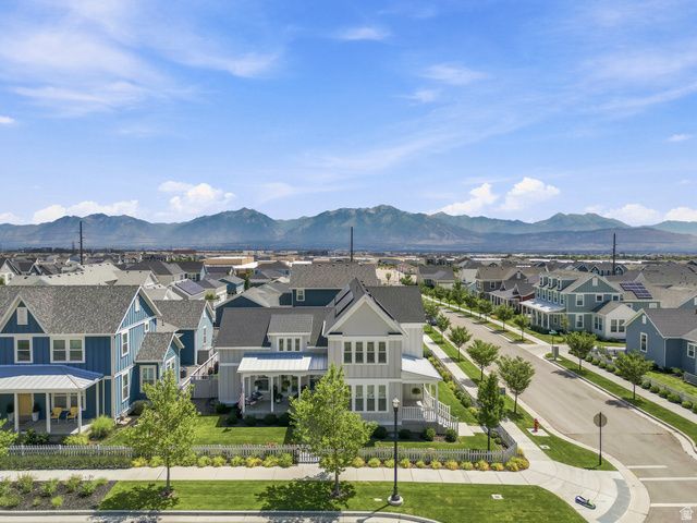 11201 S PROSPERITY RD, South Jordan, UT 84009