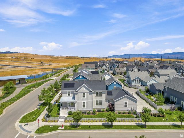 11201 S PROSPERITY RD, South Jordan, UT 84009