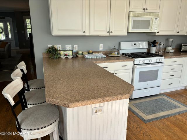 43 Ocean Avenue, Manasquan, NJ 08736