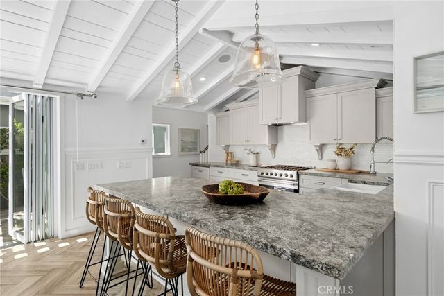 1730 E Ocean Boulevard, Newport Beach, CA 92661