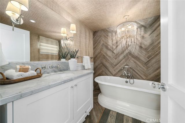 1730 E Ocean Boulevard, Newport Beach, CA 92661