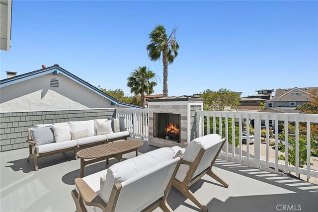 1730 E Ocean Boulevard, Newport Beach, CA 92661