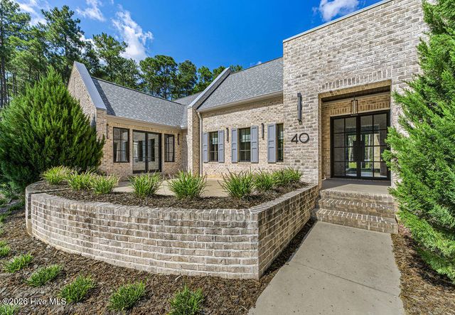40 Cherry Hill Drive, Pinehurst, NC 28374
