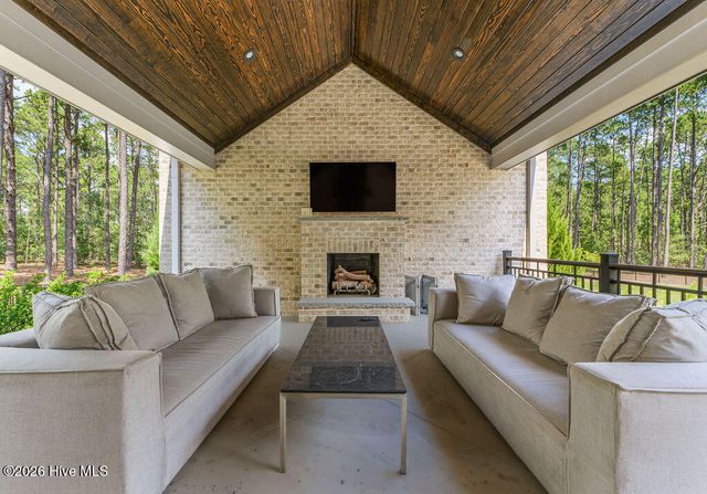 40 Cherry Hill Drive, Pinehurst, NC 28374
