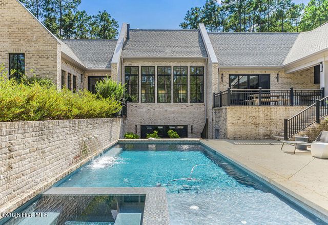 40 Cherry Hill Drive, Pinehurst, NC 28374