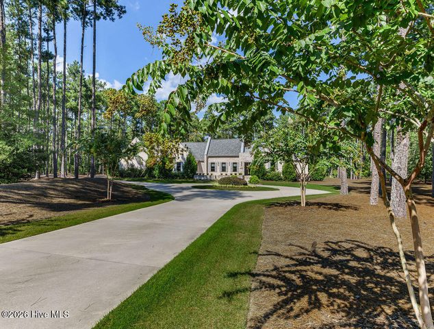 40 Cherry Hill Drive, Pinehurst, NC 28374