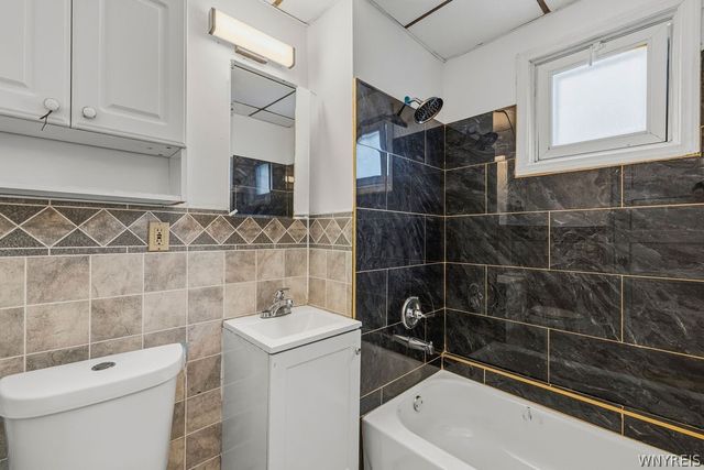 313 Stockbridge Avenue, Buffalo, NY 14215