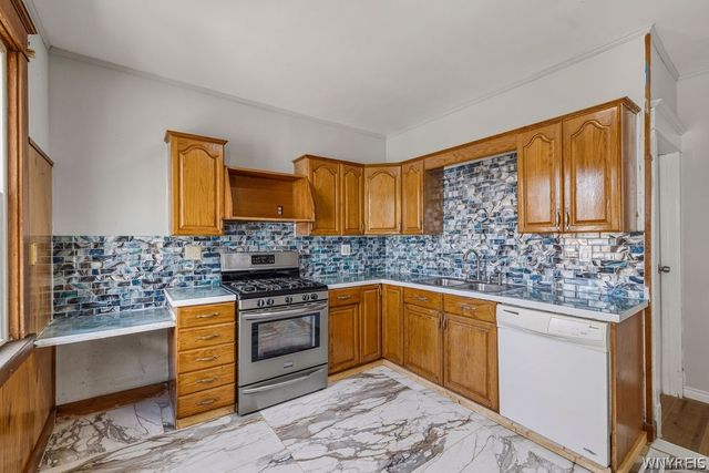 313 Stockbridge Avenue, Buffalo, NY 14215