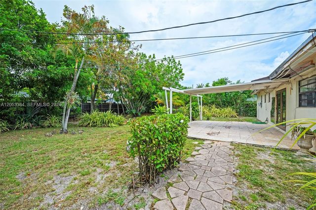 5001 NW 179th Ter, Miami Gardens, FL 33055