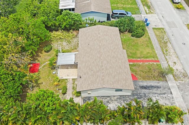 5001 NW 179th Ter, Miami Gardens, FL 33055