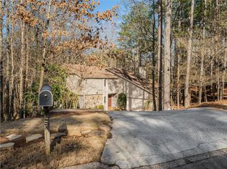 100 Mount Shasta Lane, Alpharetta, GA 30022