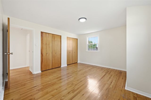 123 Point Vue Dr, Ross Twp, PA 15237