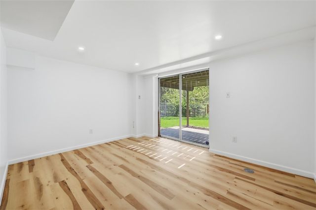 123 Point Vue Dr, Ross Twp, PA 15237