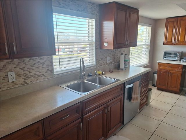 413 161ST AVENUE, Redington Beach, FL 33708