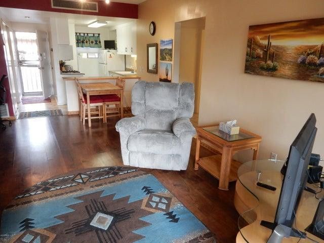 6125 E Indian School Road 103, Scottsdale, AZ 85251