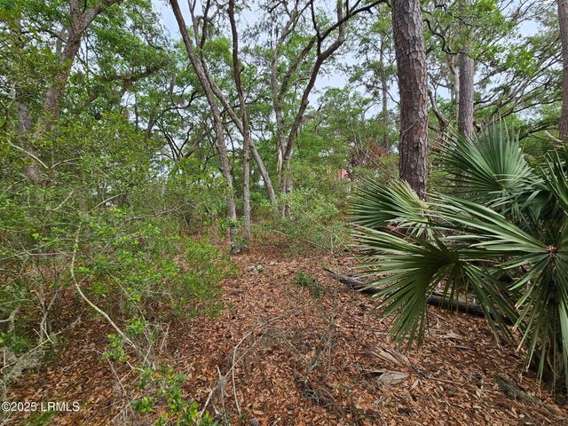 2 Lake Point Drive, Lady's Island, SC 29907