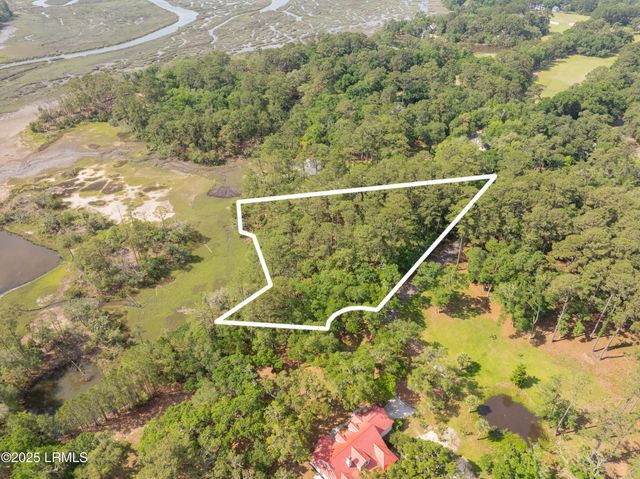 2 Lake Point Drive, Lady's Island, SC 29907