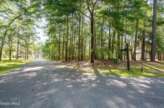 2 Lake Point Drive, Lady's Island, SC 29907