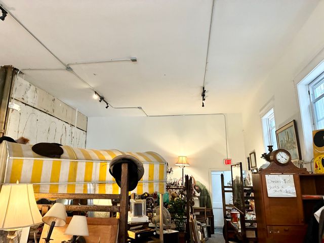 1412 W 18 Street 1, Chicago, IL 60608