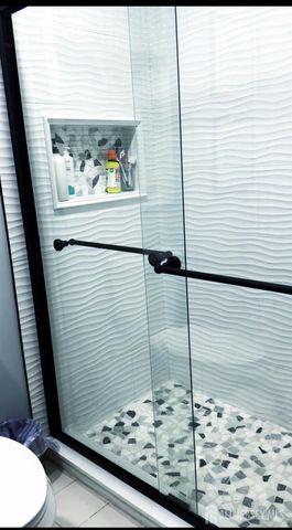 10 E William Street E, Fords, NJ 08863