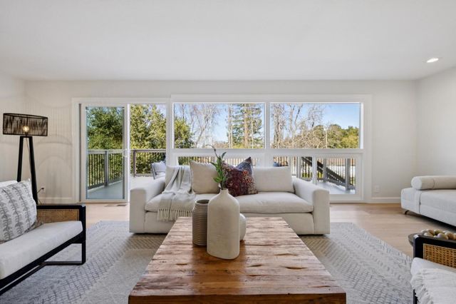 204 Vista De Sierra, Los Gatos, CA 95030