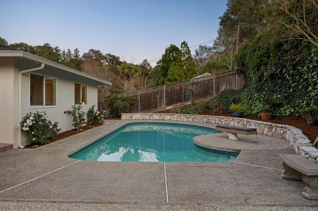 204 Vista De Sierra, Los Gatos, CA 95030