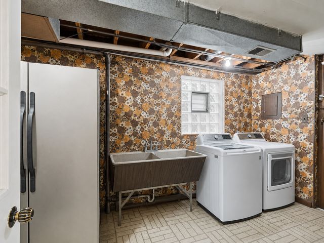 4308 Elm Avenue, Brookfield, IL 60513