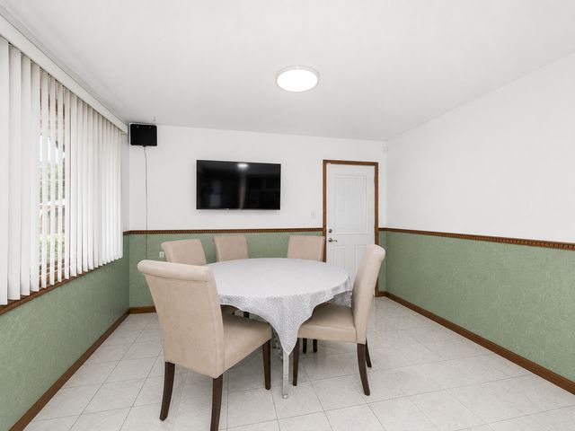 4308 Elm Avenue, Brookfield, IL 60513