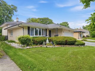 4308 Elm Avenue, Brookfield, IL 60513