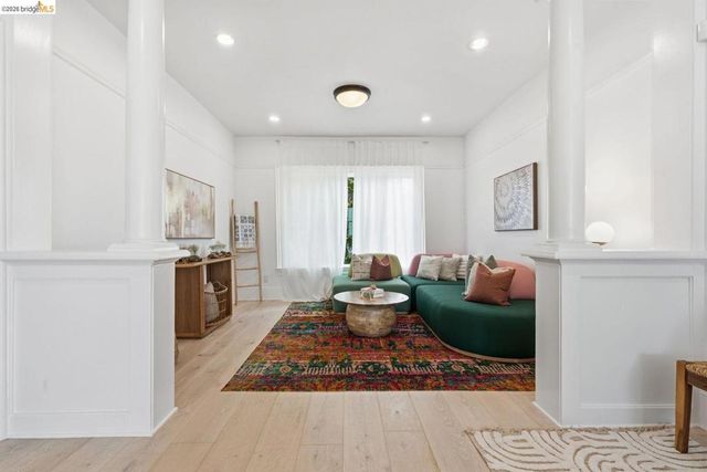 3029 Linden ST, Oakland, CA 94608