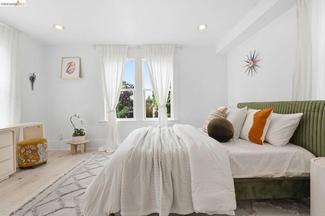 3029 Linden ST, Oakland, CA 94608
