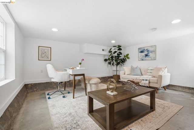 3029 Linden ST, Oakland, CA 94608