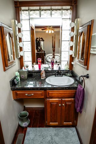 841 E Hubble Drive, Marshfield, MO 65706