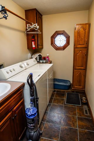 841 E Hubble Drive, Marshfield, MO 65706