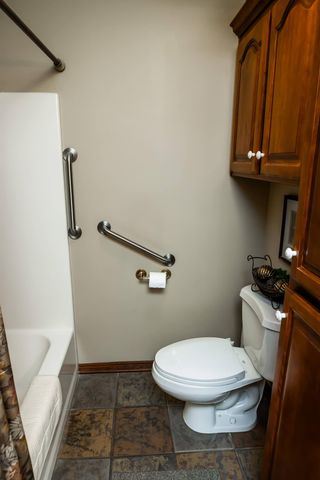 841 E Hubble Drive, Marshfield, MO 65706