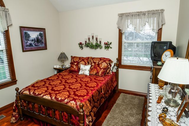 841 E Hubble Drive, Marshfield, MO 65706